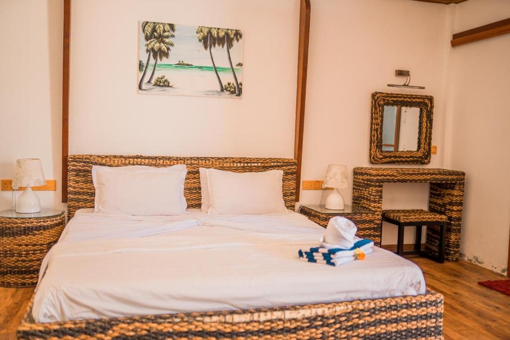 هتل لانگ بیچ لامو